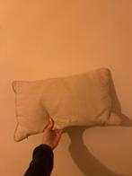 Riviera Maison Kussen - Beige, Ophalen of Verzenden, Zo goed als nieuw, Beige, Rechthoekig