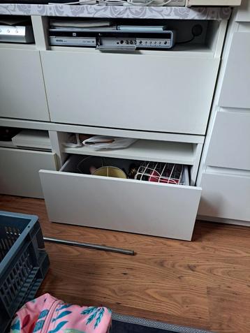 oude model besta tv meubel 