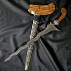 Keris Panimbal 9 Luk Melati Rinonce Pendok Slorok Solo KNL93, Antiek en Kunst, Verzenden