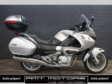 HONDA NT 700 V DEAUVILLE C-ABS (bj 2011) Zeer mooie NT700 beschikbaar voor biedingen