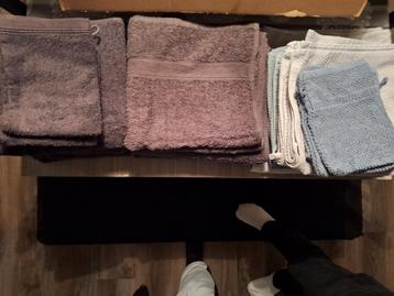 handoeken + washandjes  beschikbaar voor biedingen