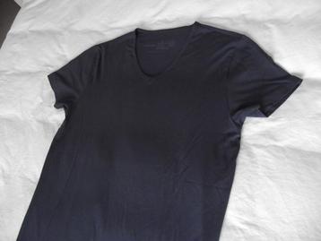 nieuw donker blauw V-hals Undiemeister T-shirt, Mellowood XL beschikbaar voor biedingen