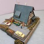 Diorama woonhuis H0 met oprit etc., Hobby en Vrije tijd, Overige merken, Gelijkstroom of Wisselstroom, Brug, Tunnel of Gebouw