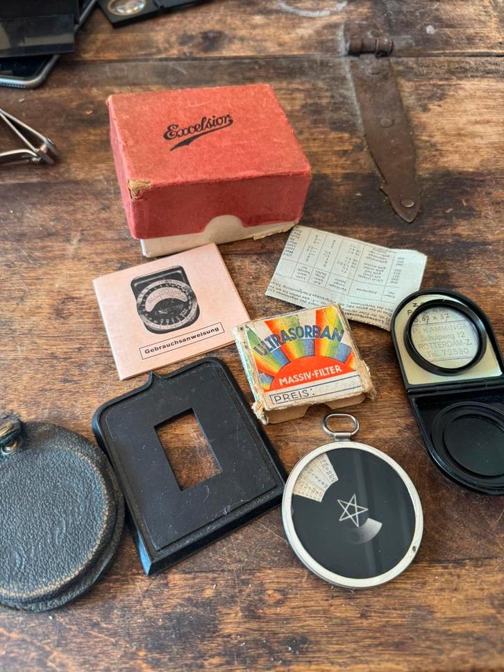 Antieke zeiss ikon belichting meter in doosje met papieren, Verzamelen, Fotografica en Filmapparatuur, Overige typen, Voor 1940