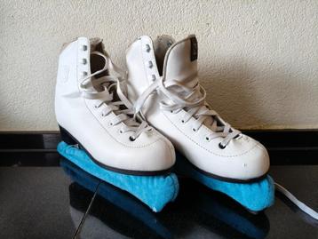 Nijdam dames schaatsen maat 39 beschikbaar voor biedingen