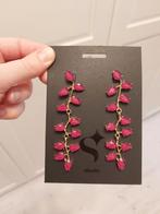 Nieuw! Fuchsia roze oorbellen oor hangers goudkleurig, Overige materialen, Ophalen of Verzenden, Roze, Zo goed als nieuw