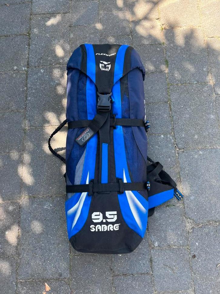 Completet Set- Flexifoil Sabre - Depower 9.5 RTF + trapeze, Watersport en Boten, Kitesurfen, Zo goed als nieuw, Kite, 9 m², Foil