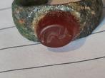Oude Romeinse  ring met een ovale carneool intaglio, Ophalen of Verzenden, Zo goed als nieuw