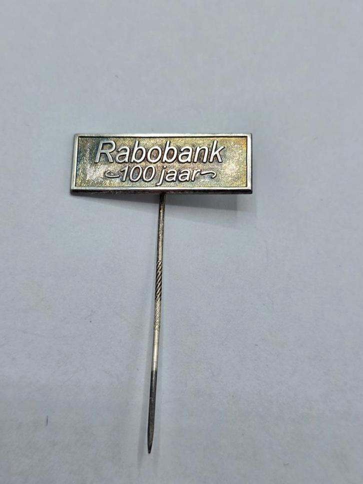 Zilveren Speld 100 Jaar Rabobank, Antiek en Kunst, Antiek | Goud en Zilver, Verzenden