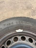 Dunlop Winterbanden 195/65R15 met Velg, Ophalen of Verzenden, Gebruikt