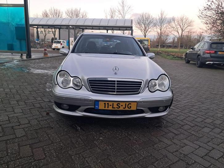 Mercedes-Benz C-Klasse 3.0 CDI C30 AMG Sedan AUT 2003 Grijs, Auto's, Mercedes-Benz, Particulier, C-Klasse, Diesel, G, Sedan, Automaat