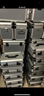 Partij koffers / flightcases - 40 stuks, Muziek en Instrumenten, Behuizingen en Koffers, Ophalen, Overige instrumenten