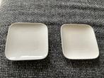 2 leuke kleine witte schaaltjes, Huis en Inrichting, Keuken | Servies, Nieuw, Ophalen of Verzenden, Schaal of Schalen, Effen