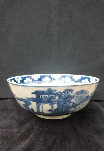 Antieke Chinese kangxi porselein kast kom 23 cm beschikbaar voor biedingen