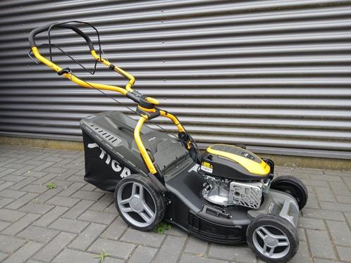 Stiga Combi 748 V motormaaier 4 in 1 met Honda motor, Tuin en Terras, Grasmaaiers, Nieuw, Benzine-grasmaaier, 40 t/m 49 cm, Cirkelmaaier
