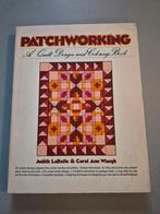 Patchworking Quilt Design and Coloring boek, Ophalen of Verzenden, Gelezen, Borduren en Naaien