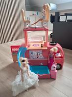 Barbie camper met barbies., Kinderen en Baby's, Speelgoed | Poppen, Ophalen, Gebruikt, Barbie