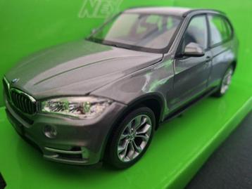 BMW X5 2015 Schaal 1:24  beschikbaar voor biedingen