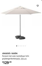 JOGGESÖ / IGGÖN Parasol met voet, kantelbaar grijsbeige, Ophalen, Kantelbaar