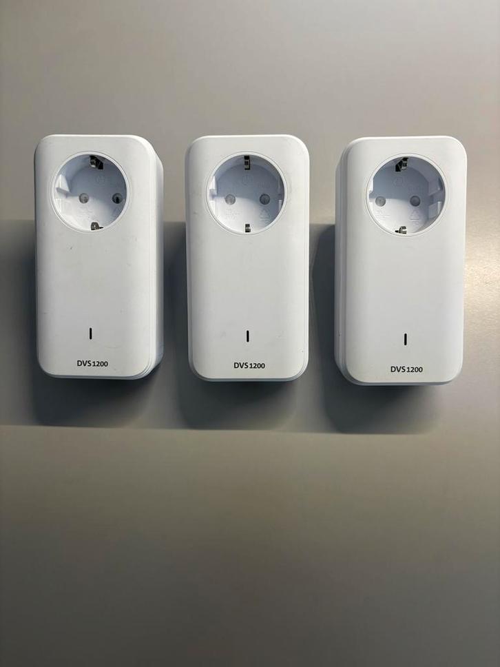 Devolo DVS 1200 powerline adapters (3x), Computers en Software, Powerlines, Zo goed als nieuw, Ophalen of Verzenden