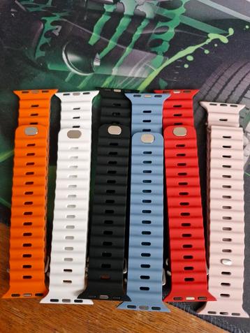 Apple Watch Bandjes - Diverse Kleuren 6 STUKS NIEUW beschikbaar voor biedingen