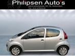 Peugeot 107 1.0 Blue. Airco. Navi. (bj 2012), Voorwielaandrijving, Euro 5, Stof, Gebruikt