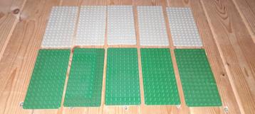 Lego city grondplaten groen 8x16 8 x 16 netjes zgan 7866 375 beschikbaar voor biedingen