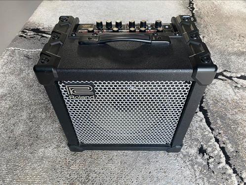 Roland cube 40x 2010, Muziek en Instrumenten, Versterkers | Bas en Gitaar, Zo goed als nieuw, Minder dan 50 watt, Ophalen of Verzenden