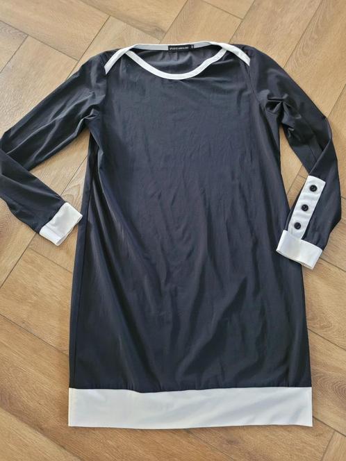Super leuke travelstof jurk van Studio Anneloes, maat S, Kleding | Dames, Jurken, Zo goed als nieuw, Maat 36 (S), Zwart, Ophalen of Verzenden