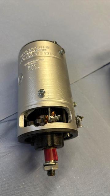 dynamo vw kever 30 pk 6 volt BOSCH beschikbaar voor biedingen