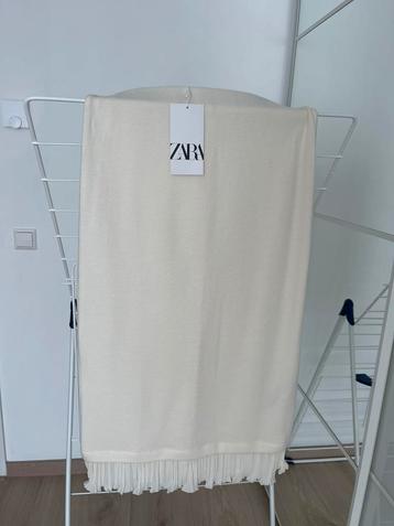 Zara witte midi rok met fransjes beschikbaar voor biedingen