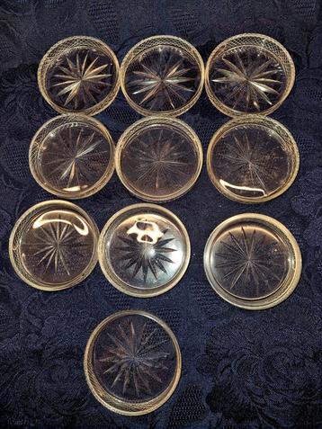 10 KRISTALLEN ONDERZETTERS ROND 1880 beschikbaar voor biedingen