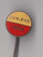 Voetbal Jun Dag 1960 speldje, Verzamelen, Speldjes, Pins en Buttons, Gebruikt, Niet vindbaar, Niet vindbaar, Speldje of Pin
