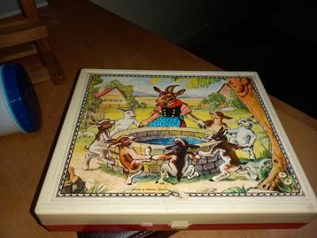 Een  oude WETSE BLOKEN 5 PUZEL IN OPBERG  beschikbaar voor biedingen