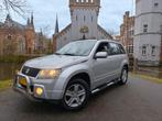 Suzuki Grand Vitara 2.0 16V Exclusive / 4x4 / airco / trekha, Auto's, Stof, 1995 cc, Zwart, 4 cilinders