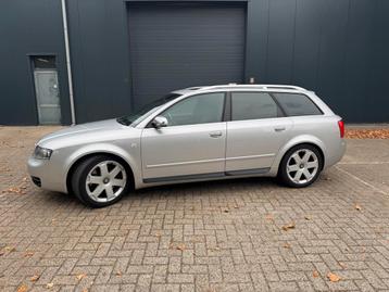 Audi A4 4.2 Avant Quattro V8 253KW AUT 2004 Grijs beschikbaar voor biedingen