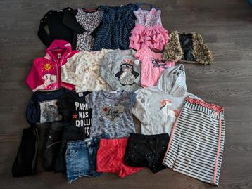 Meisjes kledingpakket maat 116 beschikbaar voor biedingen