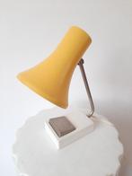Vintage tafellampje jaren 60/70., Huis en Inrichting, Gebruikt, Ophalen of Verzenden, Metaal, Minder dan 50 cm