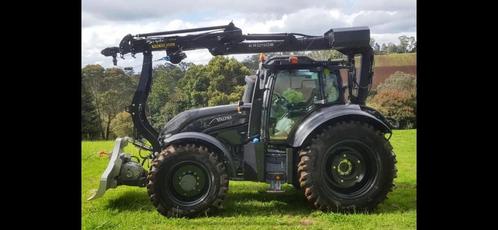 Kronos uitrijwagen met bosbouwkraan Finse topkwaliteit, Zakelijke goederen, Machines en Bouw | Tuin, Park en Bosbouw, Overige typen