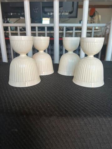 4 Wedgwood dubbele eierdoppen (zeldzaam) beschikbaar voor biedingen