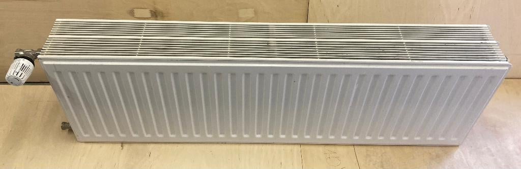 Brugman Kompakt-4 radiator 400x1300 T33-2210 Watt, Ophalen, 30 tot 80 cm, Gebruikt, Radiator