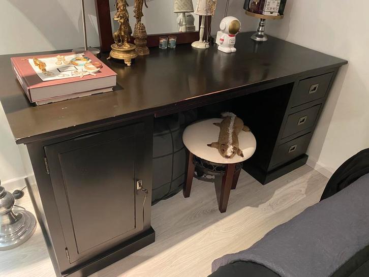 Houten bureau., Huis en Inrichting, Kasten | Dressoirs, Zo goed als nieuw, 50 tot 100 cm, 25 tot 50 cm, Kersenhout, Ophalen