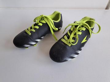 Dutchy Voetbalschoenen Maat 32 - Zo goed als nieuw beschikbaar voor biedingen