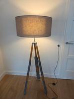 Stijlvolle driepoot vloerlamp met grijze kap, Ophalen, Gebruikt, Stof, Modern