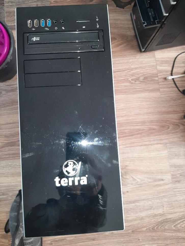 Wortman terra desktop 16 Gb Windows 11, Computers en Software, Apple Desktops, Gebruikt, iMac, SSD, 2 tot 3 Ghz, 16 GB, Ophalen