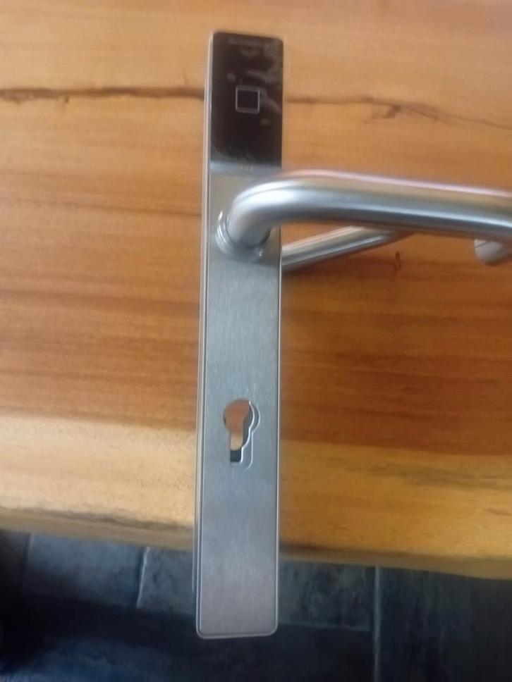 Dormakaba c-lever pro slimline deurbeslag, Doe-het-zelf en Verbouw, Hang- en Sluitwerk, Nieuw, Slot, Rvs, Ophalen of Verzenden