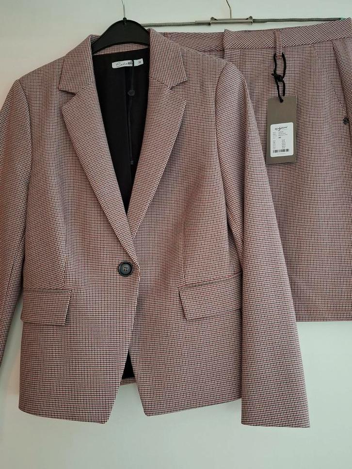 Blazer en rok mt. 38/40 van Cadadia/Nickjean met kaartje, Kleding | Dames, Jasjes, Kostuums en Pakken, Nieuw, Kostuum of Pak, Maat 38/40 (M)