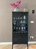 Servies- of vitrinekast industrieel, zwart., Huis en Inrichting, Ophalen, 100 tot 150 cm, 50 tot 100 cm, Zo goed als nieuw