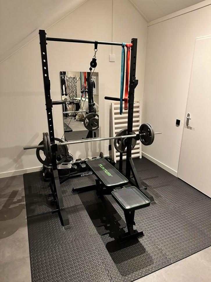 Complete home gym - Krachtstation met gewichten, Sport en Fitness, Fitnessapparatuur, Zo goed als nieuw, Krachtstation, Armen