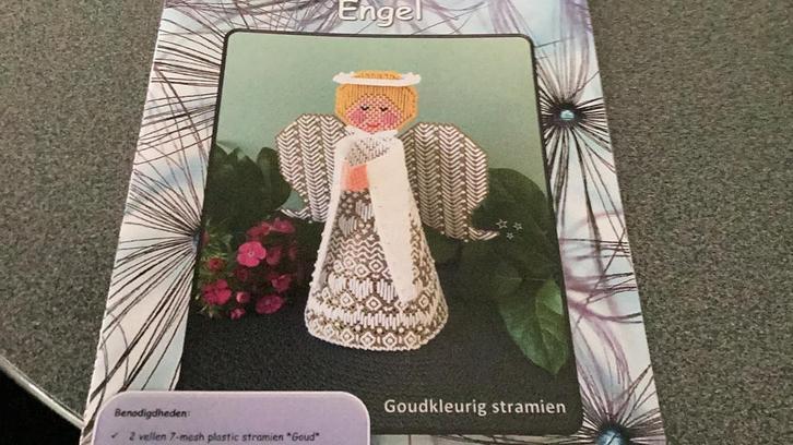 Kerst engel borduren, Hobby en Vrije tijd, Borduren en Borduurmachines, Zo goed als nieuw, Patroon, Ophalen of Verzenden